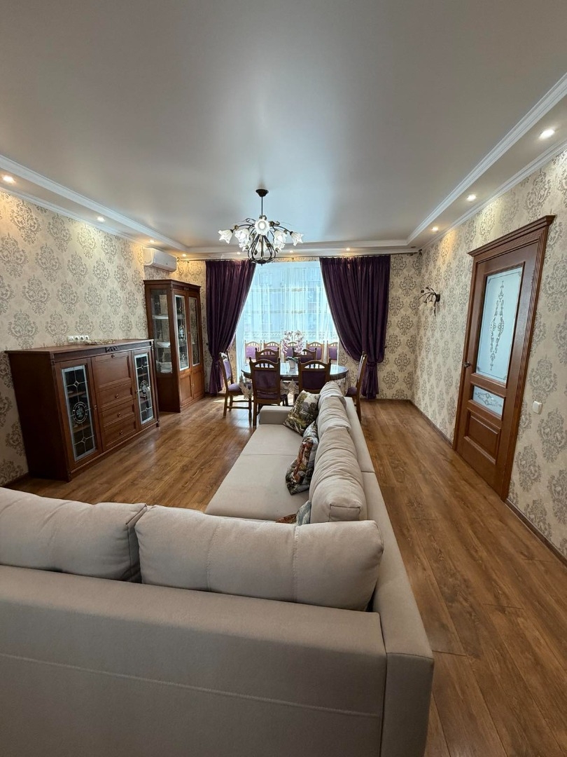 продажа трехкомнатной квартиры номер A-173671 в Киевском районе, фото номер 16